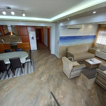 Апартаменты Peramos Rent House Неа-Перамос Экстерьер фото